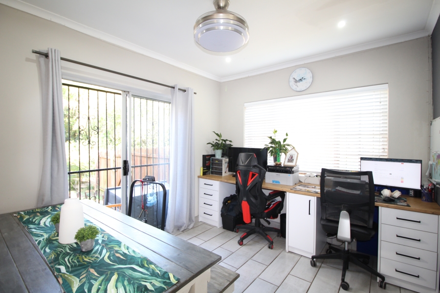 3 Bedroom Property for Sale in Beacon Bay Eastern Cape